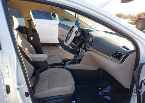 2017 Hyundai Elantra Se из США, поврежденный, VIN 5NPD84LF1HH136959